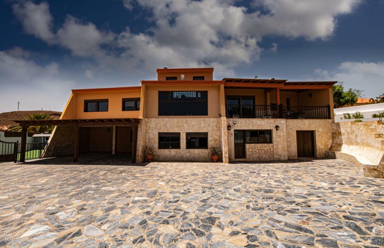 Villa De Lujo Que Mira Al Mar La Oliva Extérieur photo